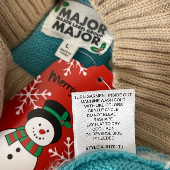 Major Major Label Group Ski You Later Penguin Winter Sweater size L, NWT - Picture 9 of 11
